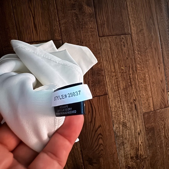 Boston Proper White Black Trim Tunic Blouse Top - Picture 6 of 6